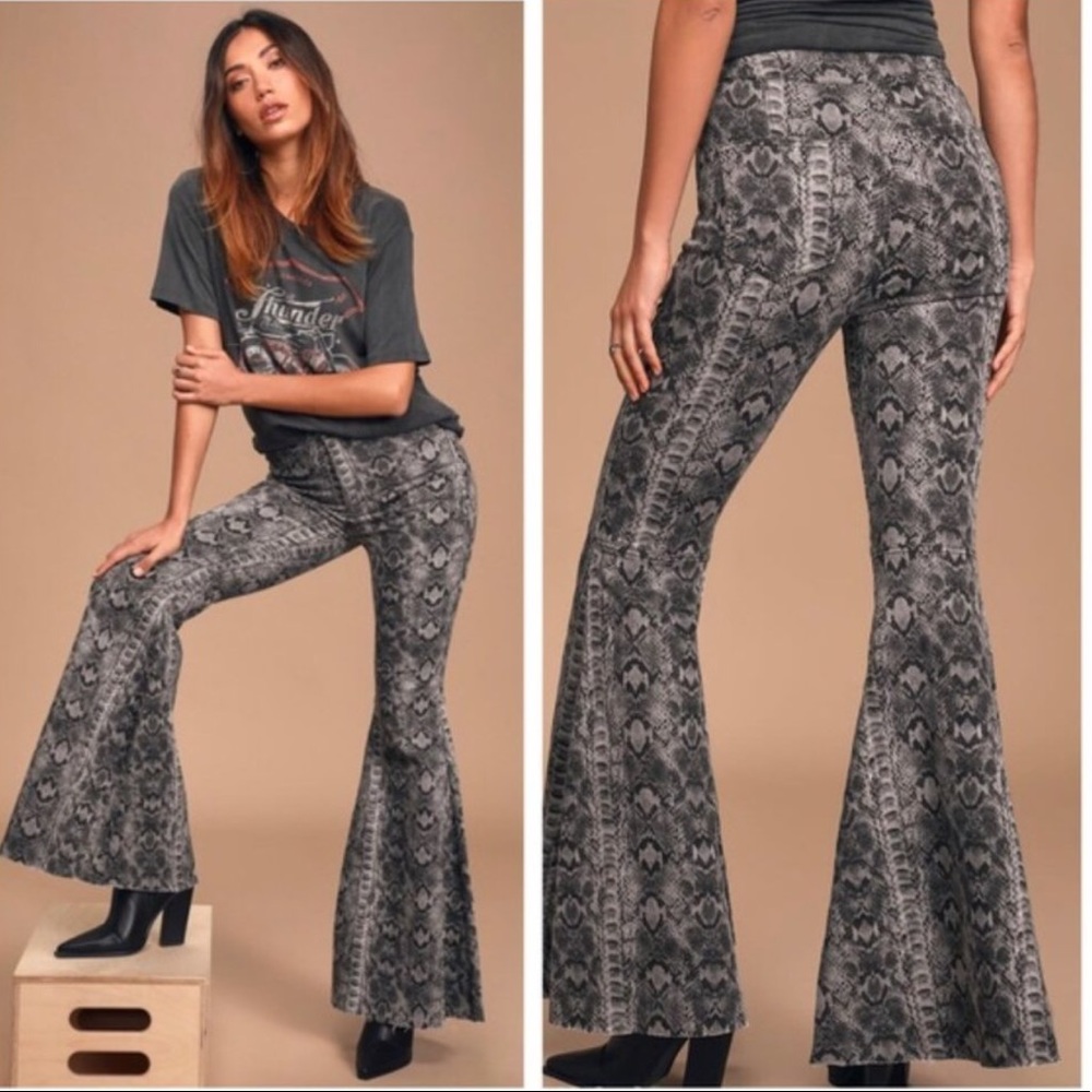 NWT Free People just float on snake print flare - Picture 7 of 8